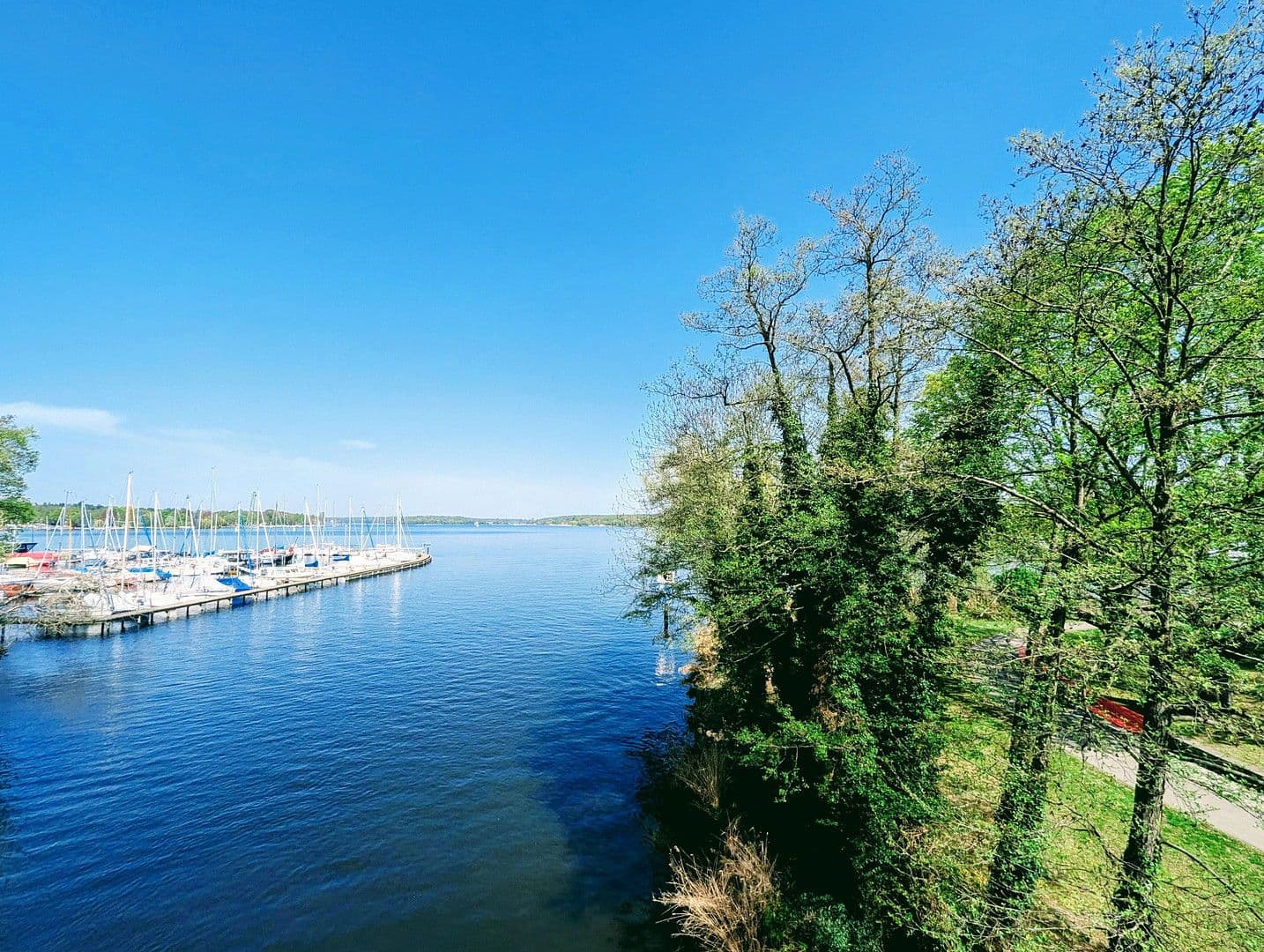 Predaj bytu 2-izbový 67 m², Berlin, Berlín Predaj bytu 2-izbový 67 m², Berlin, Berlín