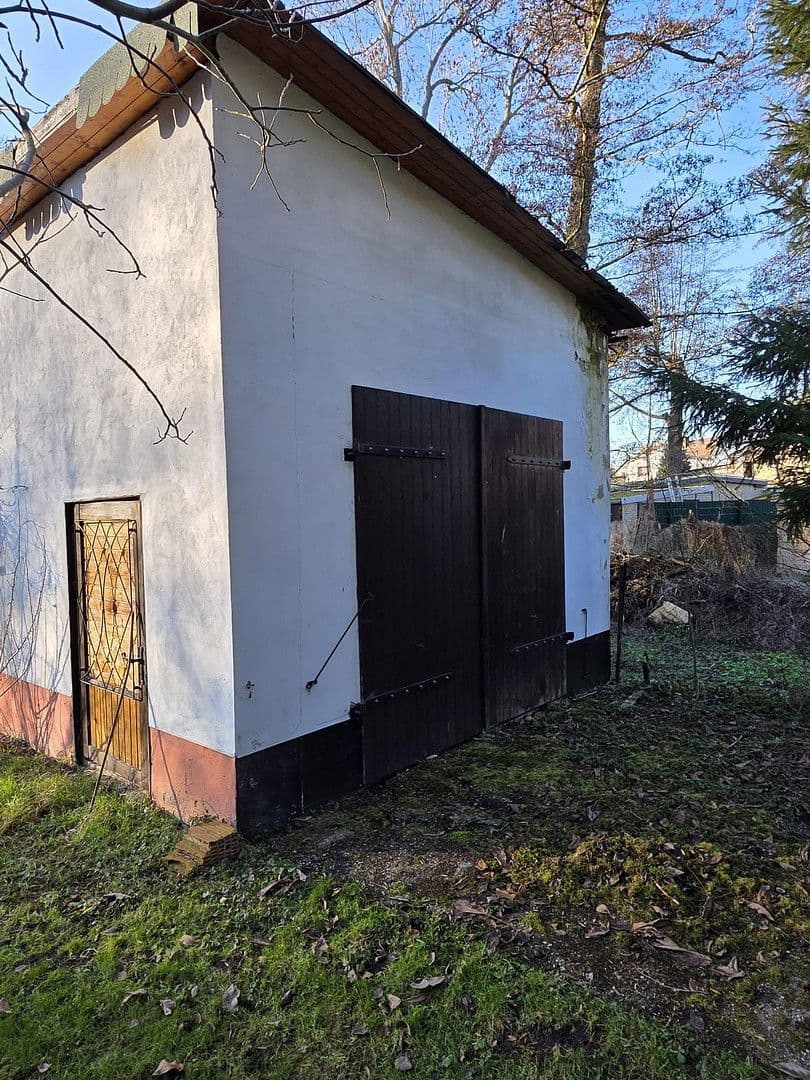 Predaj domu 144 m², pozemek 2.200 m², Petersberg, Sasko-Anhaltsko Predaj domu 144 m², pozemek 2.200 m², Petersberg, Sasko-Anhaltsko