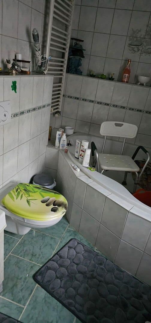 Predaj domu 144 m², pozemek 2.200 m², Petersberg, Sasko-Anhaltsko Predaj domu 144 m², pozemek 2.200 m², Petersberg, Sasko-Anhaltsko