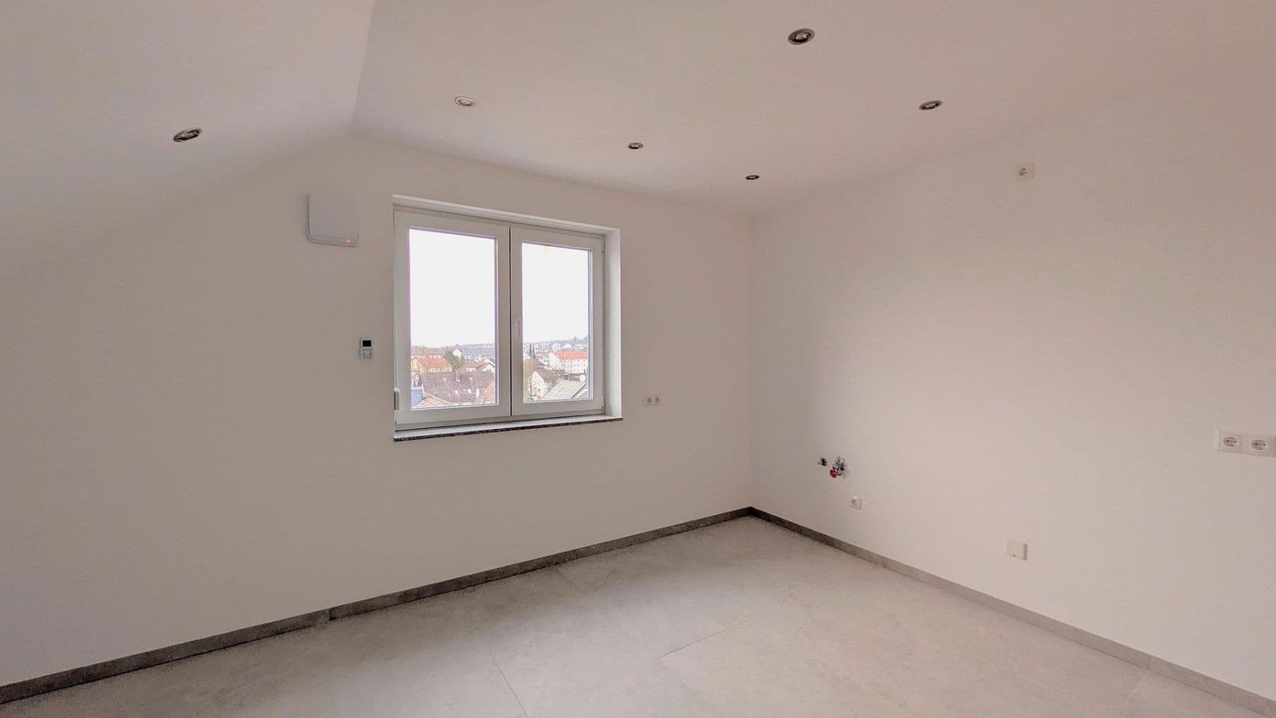 Prenájom bytu 4-izbový 110 m², Schöneck, Hesensko Prenájom bytu 4-izbový 110 m², Schöneck, Hesensko