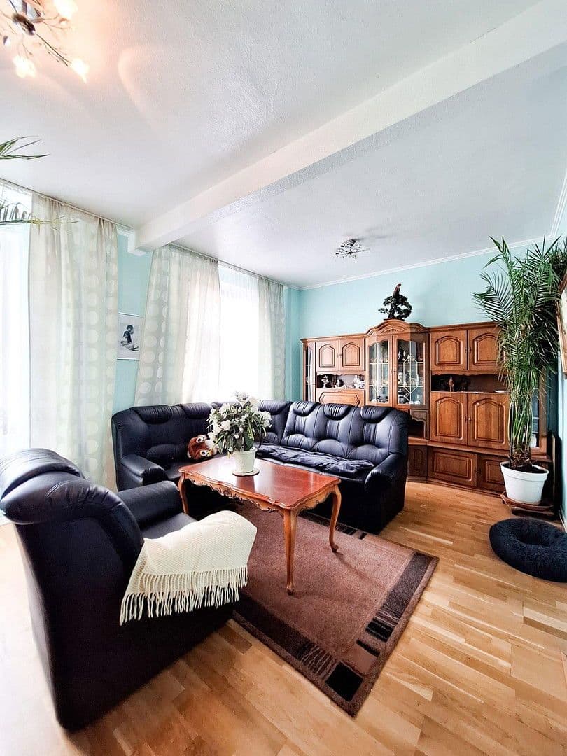 Predaj domu 204 m², pozemek 495 m², Krefeld, Severné Porýnie - Westfálsko Predaj domu 204 m², pozemek 495 m², Krefeld, Severné Porýnie - Westfálsko