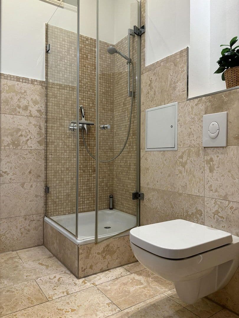 Prenájom bytu 1-izbový 30 m², Berlin, Berlín Prenájom bytu 1-izbový 30 m², Berlin, Berlín