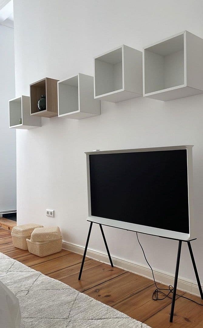 Prenájom bytu 1-izbový 30 m², Berlin, Berlín Prenájom bytu 1-izbový 30 m², Berlin, Berlín