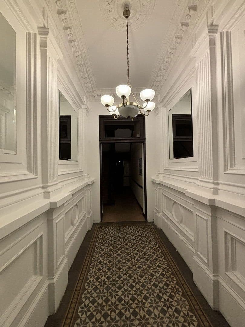 Prenájom bytu 1-izbový 30 m², Berlin, Berlín Prenájom bytu 1-izbový 30 m², Berlin, Berlín