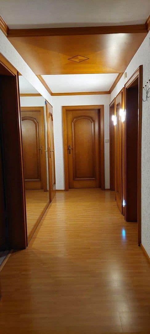 Prenájom bytu 3-izbový 86 m², Tulpenweg 5, Friesenheim, Bádensko-Wurttembersko Prenájom bytu 3-izbový 86 m², Tulpenweg 5, Friesenheim, Bádensko-Wurttembersko