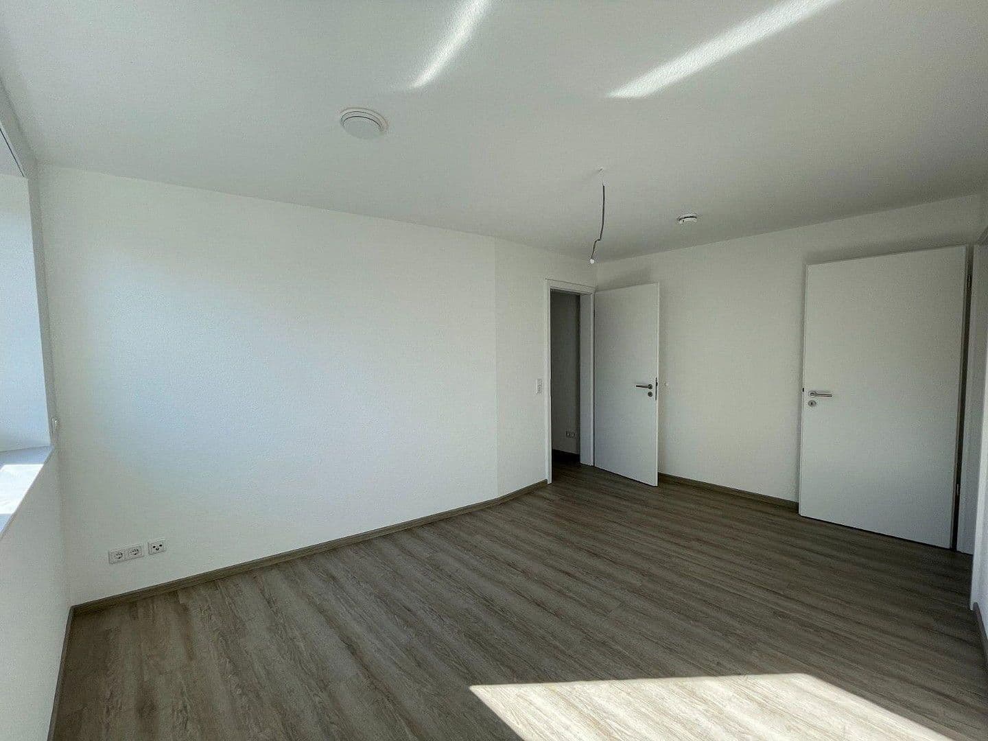Prenájom bytu 3-izbový 84 m², Bremerhaven, Brémy Prenájom bytu 3-izbový 84 m², Bremerhaven, Brémy