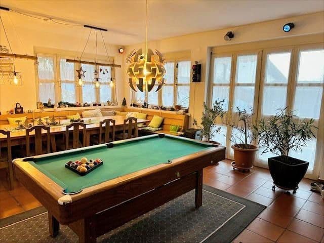 Predaj domu 274 m², pozemek 679 m², Nandlstadt, Bavorsko Predaj domu 274 m², pozemek 679 m², Nandlstadt, Bavorsko