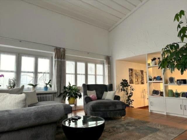 Predaj domu 274 m², pozemek 679 m², Nandlstadt, Bavorsko Predaj domu 274 m², pozemek 679 m², Nandlstadt, Bavorsko