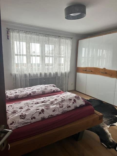 Predaj domu 274 m², pozemek 679 m², Nandlstadt, Bavorsko Predaj domu 274 m², pozemek 679 m², Nandlstadt, Bavorsko