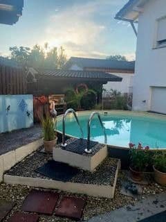 Predaj domu 274 m², pozemek 679 m², Nandlstadt, Bavorsko Predaj domu 274 m², pozemek 679 m², Nandlstadt, Bavorsko