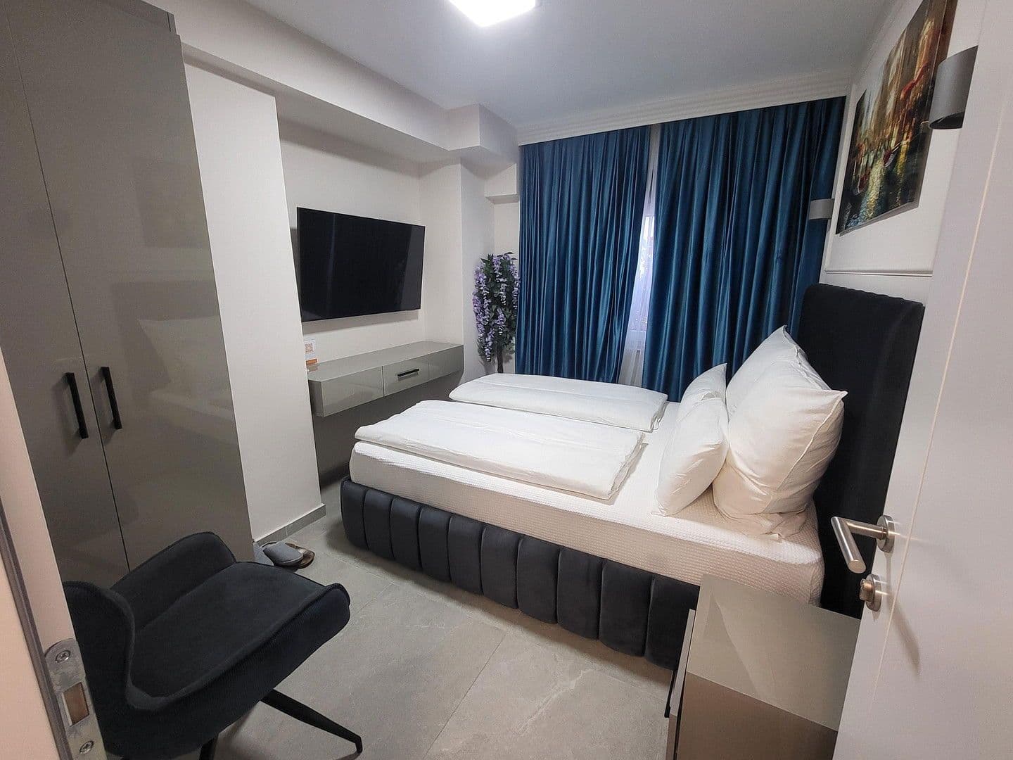 Prenájom bytu 2-izbový 36 m², Bonn, Severné Porýnie - Westfálsko Prenájom bytu 2-izbový 36 m², Bonn, Severné Porýnie - Westfálsko