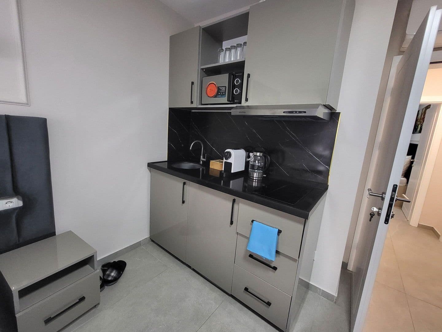 Prenájom bytu 2-izbový 36 m², Bonn, Severné Porýnie - Westfálsko Prenájom bytu 2-izbový 36 m², Bonn, Severné Porýnie - Westfálsko