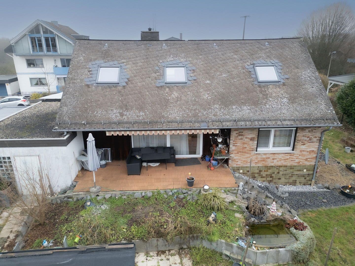 Predaj domu 138 m², pozemek 762 m², Nauort, Porýnie-Falcko Predaj domu 138 m², pozemek 762 m², Nauort, Porýnie-Falcko