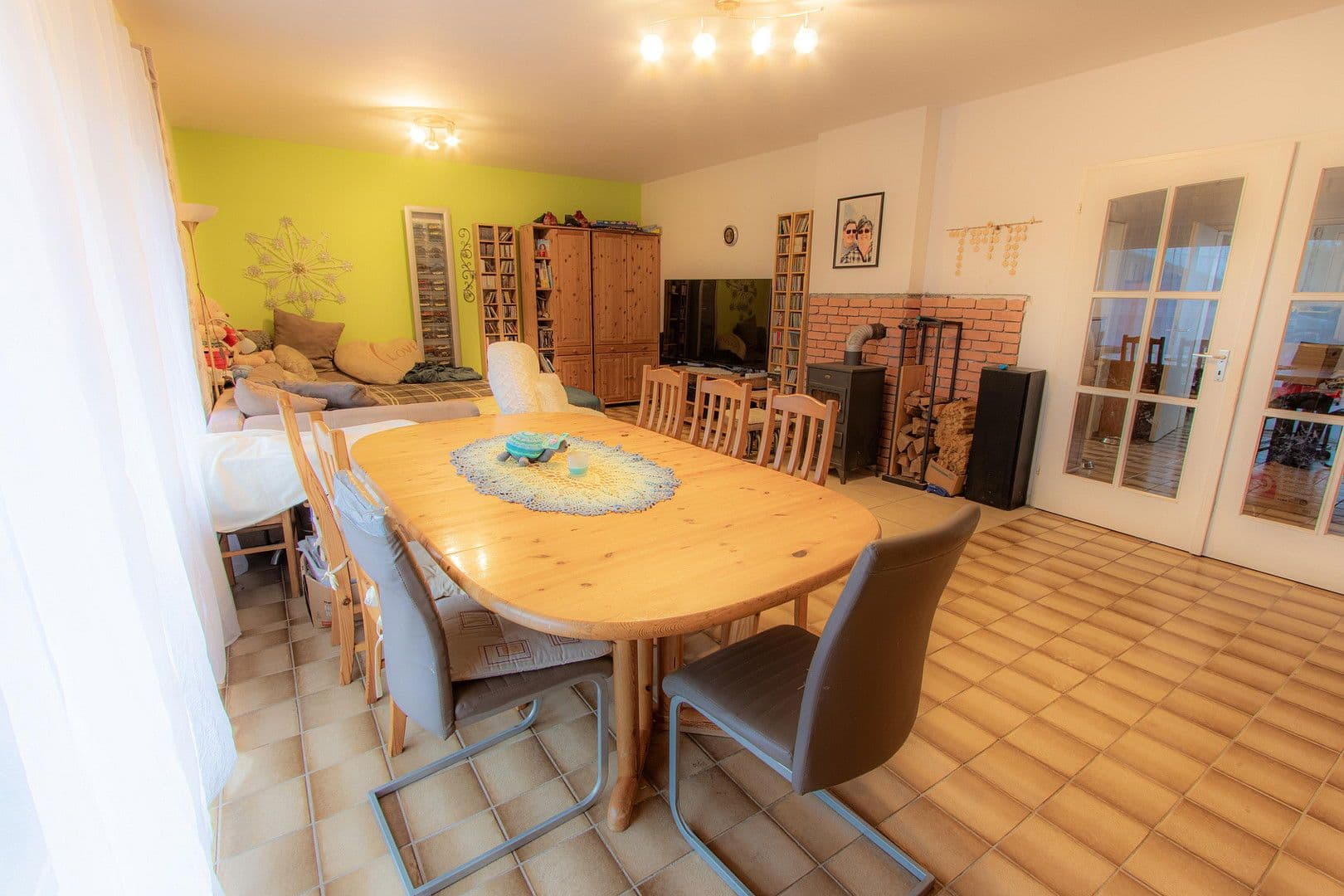 Predaj domu 138 m², pozemek 762 m², Nauort, Porýnie-Falcko Predaj domu 138 m², pozemek 762 m², Nauort, Porýnie-Falcko