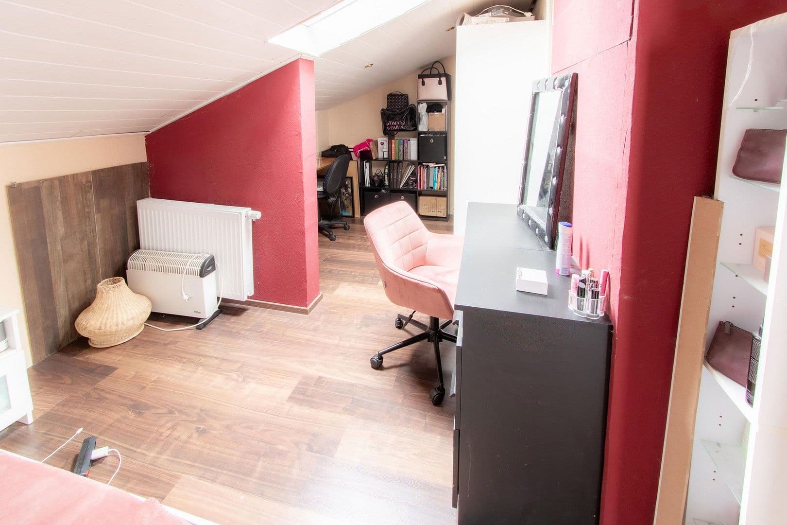 Predaj domu 138 m², pozemek 762 m², Nauort, Porýnie-Falcko Predaj domu 138 m², pozemek 762 m², Nauort, Porýnie-Falcko