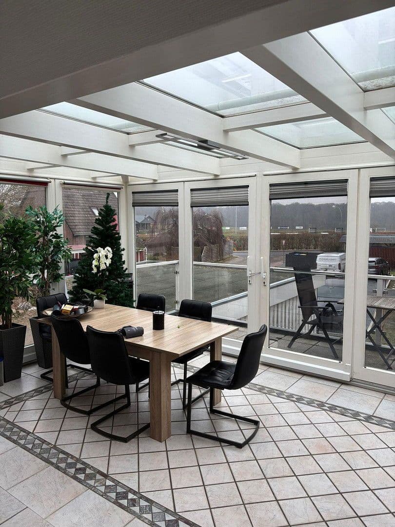 Prenájom bytu 3-izbový 120 m², Schönberg, Šlezvicko-Holštajnsko Prenájom bytu 3-izbový 120 m², Schönberg, Šlezvicko-Holštajnsko