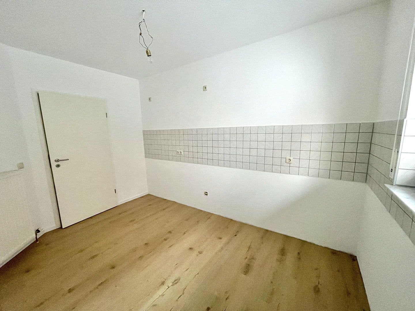 Predaj bytu 2-izbový 67 m², Erbes-Büdesheim, Porýnie-Falcko Predaj bytu 2-izbový 67 m², Erbes-Büdesheim, Porýnie-Falcko