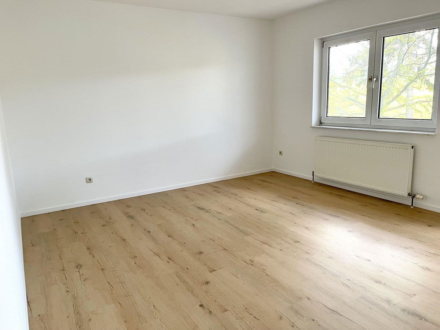Predaj bytu 2-izbový 67 m², Erbes-Büdesheim, Porýnie-Falcko Predaj bytu 2-izbový 67 m², Erbes-Büdesheim, Porýnie-Falcko