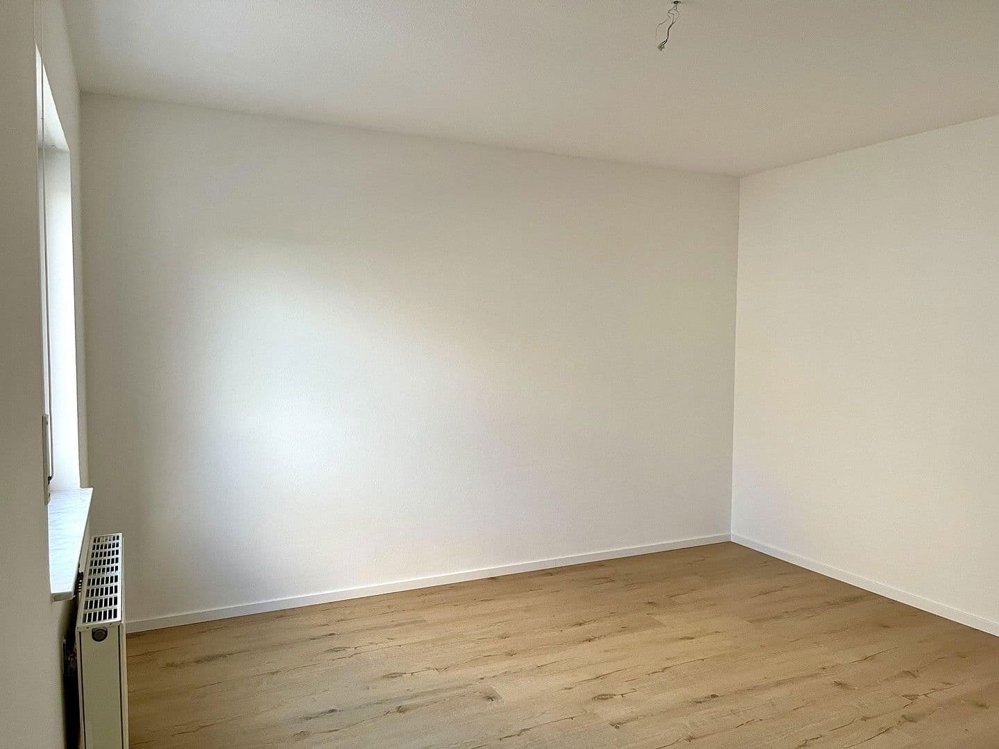Predaj bytu 2-izbový 67 m², Erbes-Büdesheim, Porýnie-Falcko Predaj bytu 2-izbový 67 m², Erbes-Büdesheim, Porýnie-Falcko