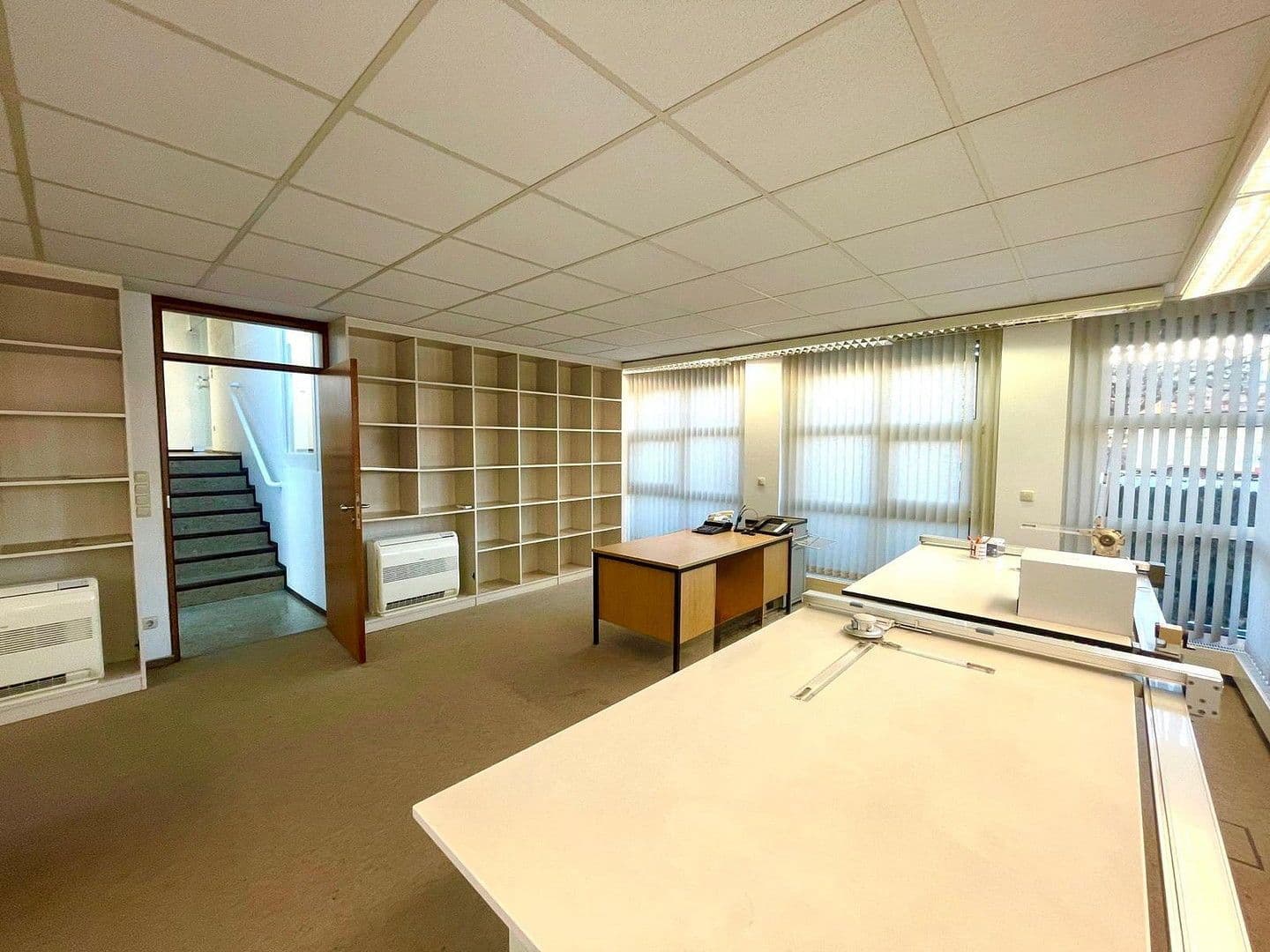 Prenájom kancelárie 155 m², Brettergartenstraße 57, Nürnberg, Bavorsko Prenájom kancelárie 155 m², Brettergartenstraße 57, Nürnberg, Bavorsko