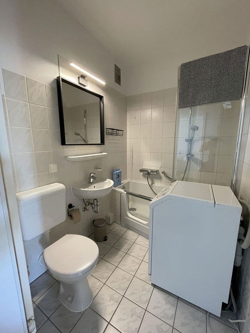 Prenájom bytu 2-izbový 63 m², Rotfuchsstraße 19, Leipzig, Sasko Prenájom bytu 2-izbový 63 m², Rotfuchsstraße 19, Leipzig, Sasko