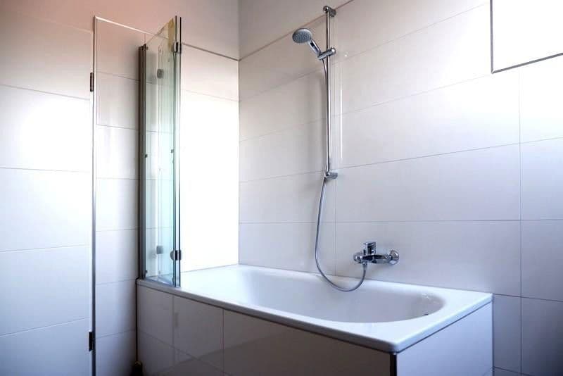 Prenájom bytu 2-izbový 49 m², Rathausufer 18, Düsseldorf, Severné Porýnie - Westfálsko Prenájom bytu 2-izbový 49 m², Rathausufer 18, Düsseldorf, Severné Porýnie - Westfálsko