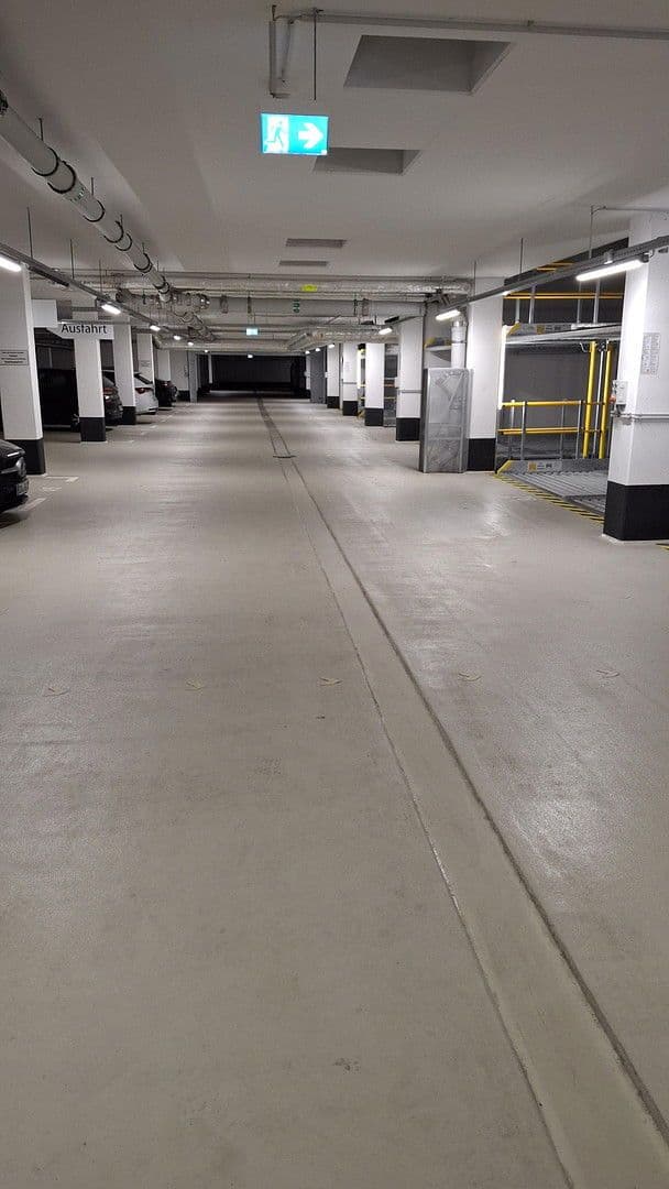 Prenájom bytu 2-izbový 67 m², Ludwig-Landmann-Straße 381, Frankfurt am Main, Hesensko Prenájom bytu 2-izbový 67 m², Ludwig-Landmann-Straße 381, Frankfurt am Main, Hesensko