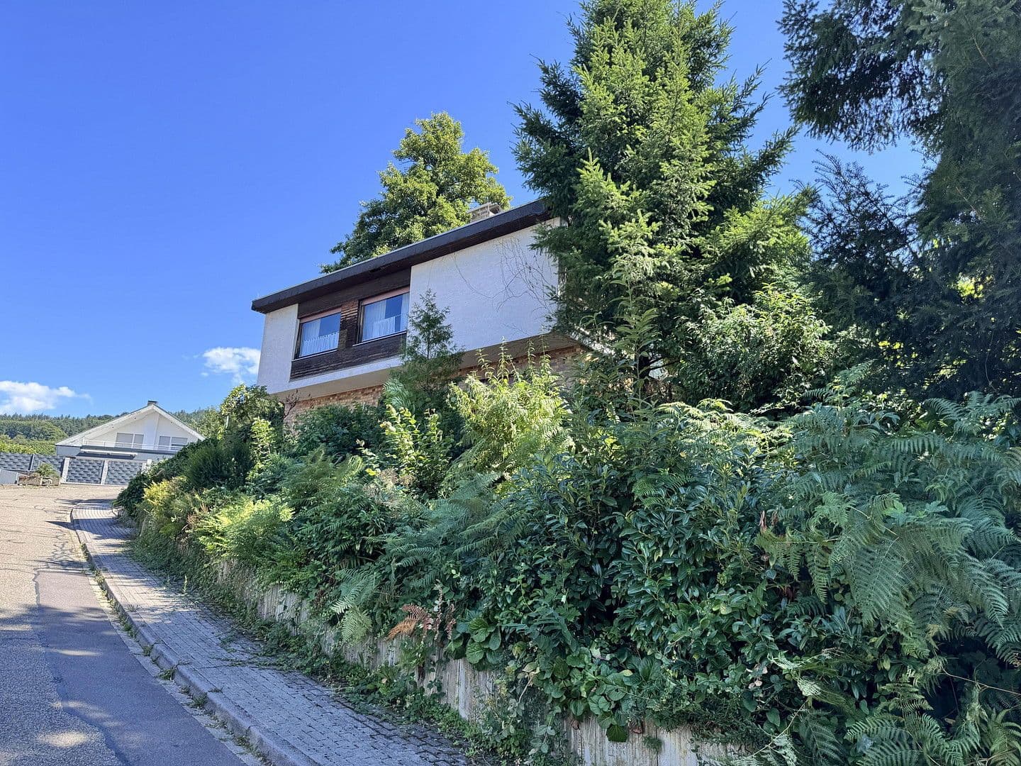Predaj domu 150 m², pozemek 649 m², Im Silberloch, Lauf, Bádensko-Wurttembersko Predaj domu 150 m², pozemek 649 m², Im Silberloch, Lauf, Bádensko-Wurttembersko