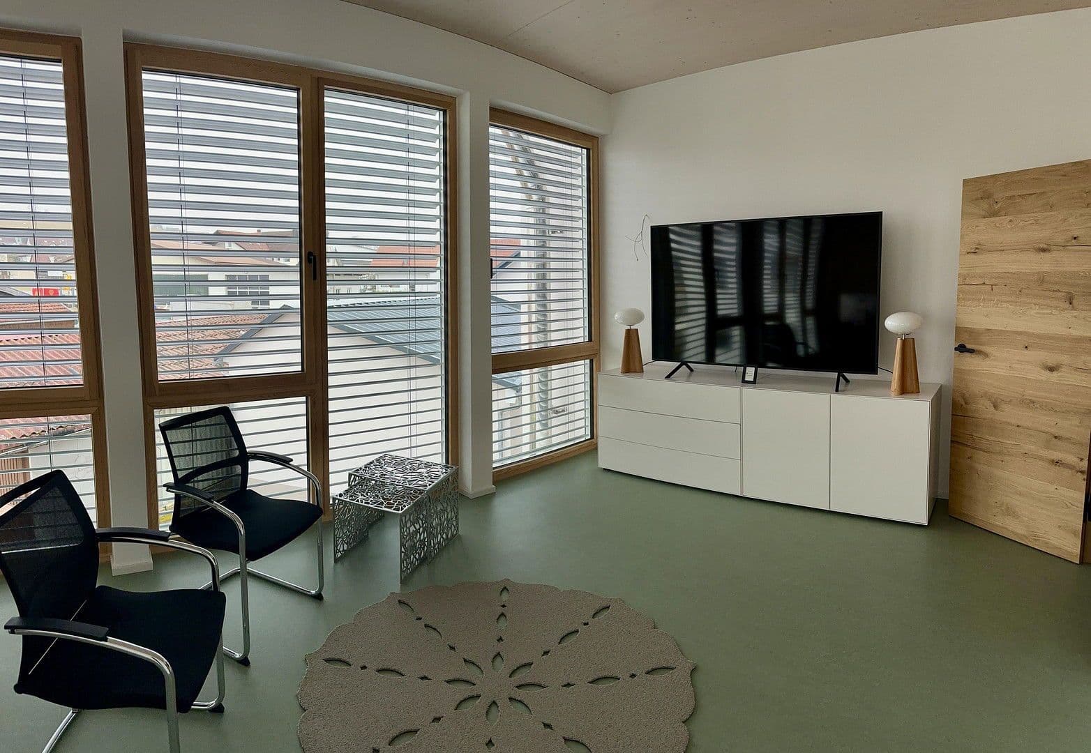 Prenájom kancelárie 50 m², Engstingen, Bádensko-Wurttembersko Prenájom kancelárie 50 m², Engstingen, Bádensko-Wurttembersko