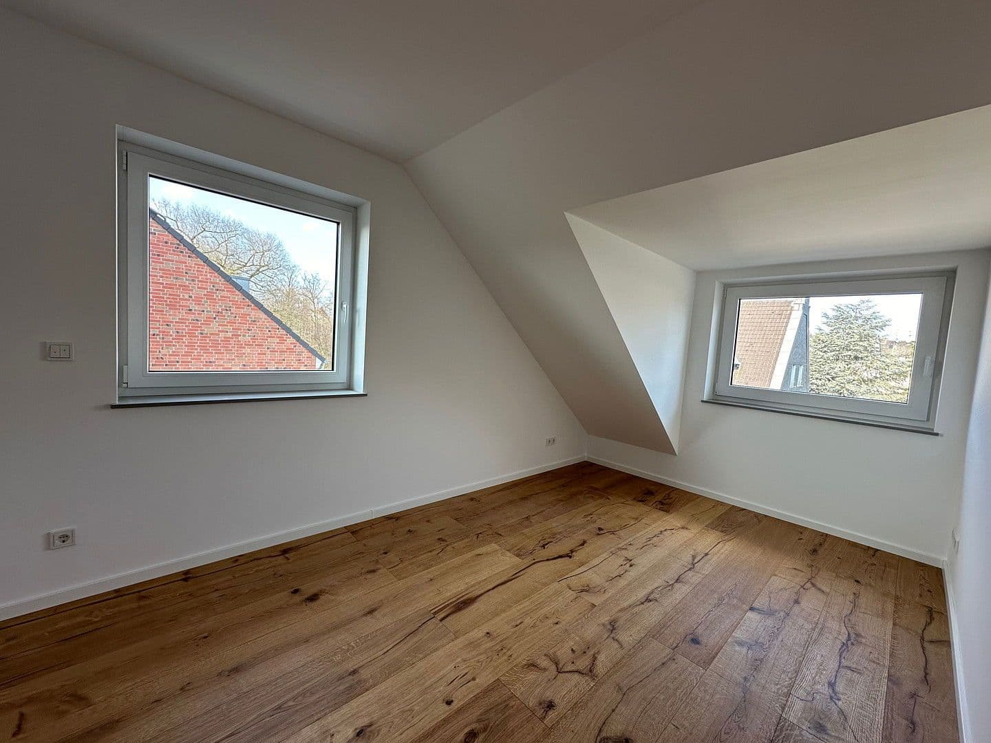 Predaj bytu 3-izbový 106 m², Buchenstraße 39, Düsseldorf, Severné Porýnie - Westfálsko Predaj bytu 3-izbový 106 m², Buchenstraße 39, Düsseldorf, Severné Porýnie - Westfálsko