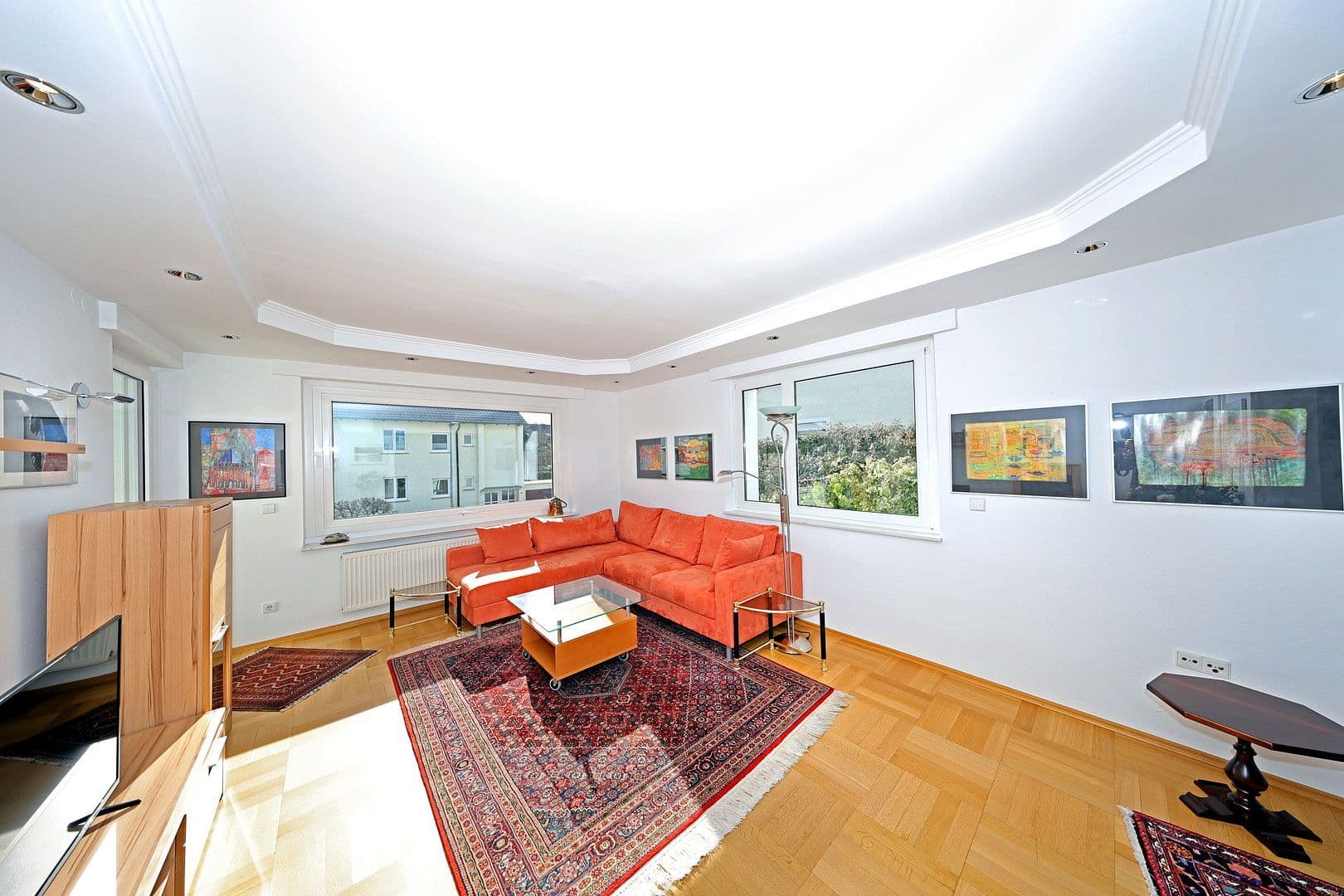 Prenájom bytu 4-izbový 110 m², Leinfelden-Echterdingen, Bádensko-Wurttembersko Prenájom bytu 4-izbový 110 m², Leinfelden-Echterdingen, Bádensko-Wurttembersko