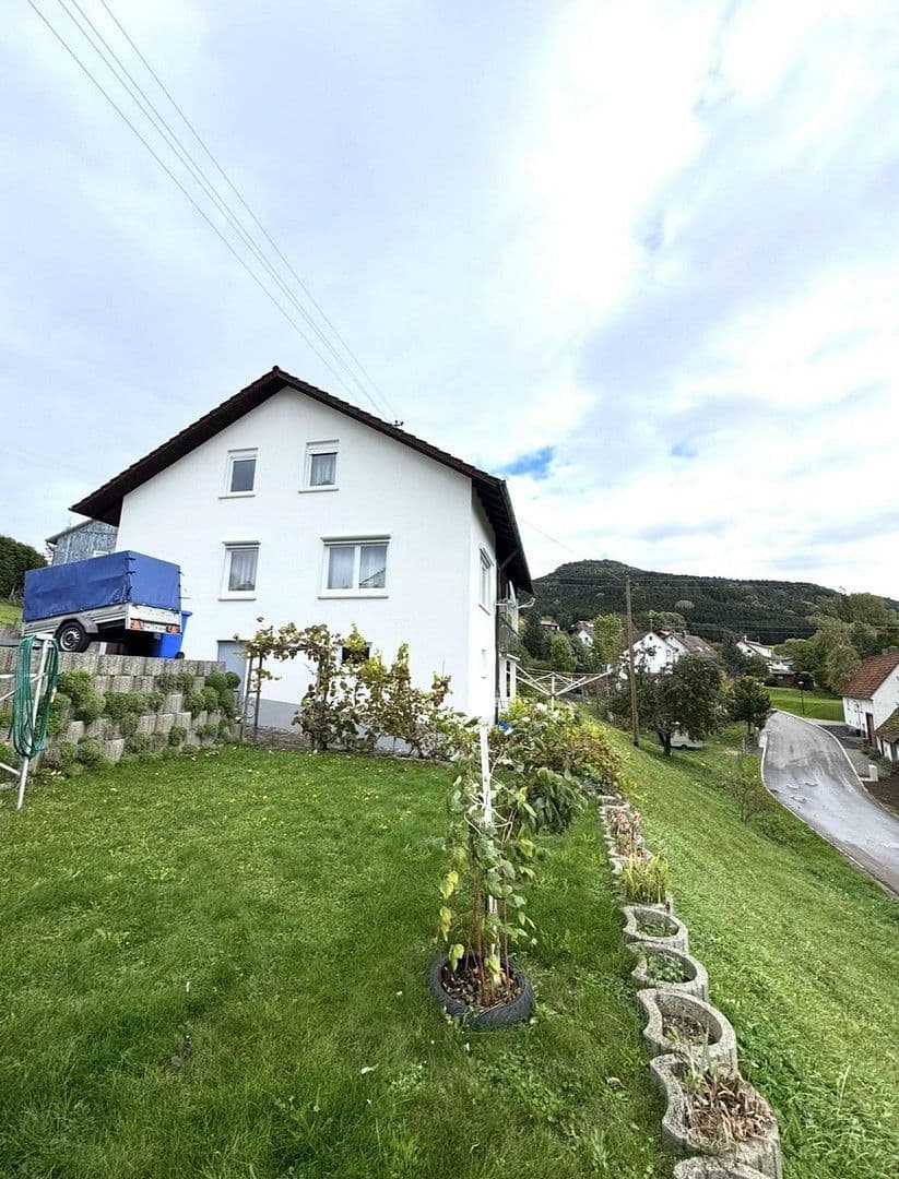 Predaj domu 190 m², pozemek 876 m², Wellendingen, Bádensko-Wurttembersko Predaj domu 190 m², pozemek 876 m², Wellendingen, Bádensko-Wurttembersko