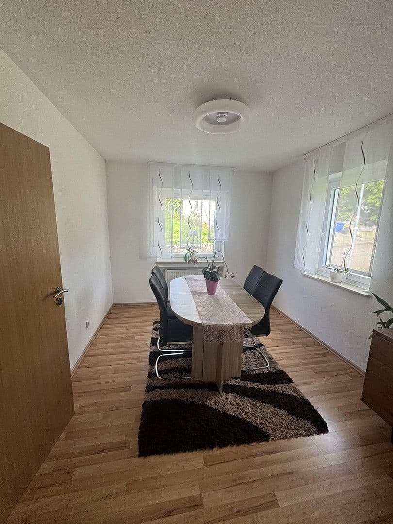 Predaj domu 190 m², pozemek 876 m², Wellendingen, Bádensko-Wurttembersko Predaj domu 190 m², pozemek 876 m², Wellendingen, Bádensko-Wurttembersko