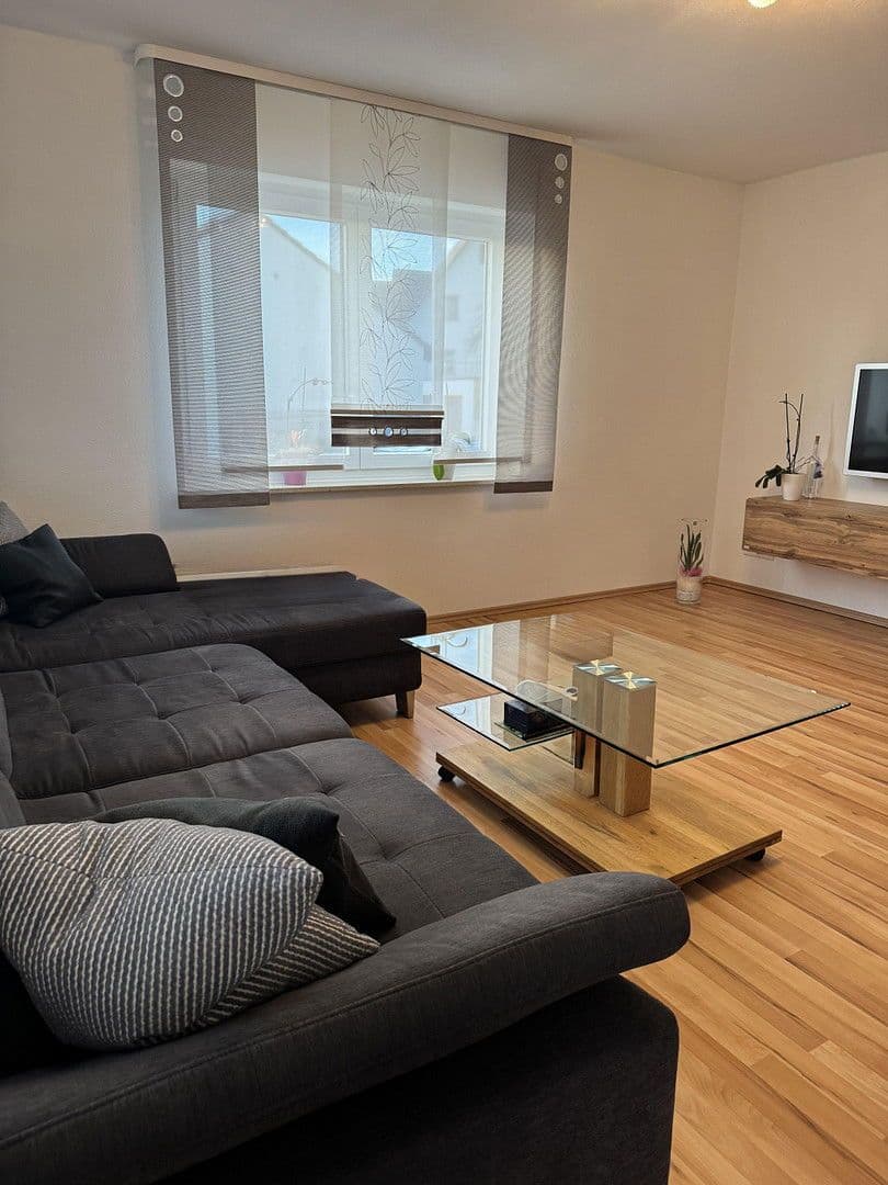 Predaj domu 190 m², pozemek 876 m², Wellendingen, Bádensko-Wurttembersko Predaj domu 190 m², pozemek 876 m², Wellendingen, Bádensko-Wurttembersko