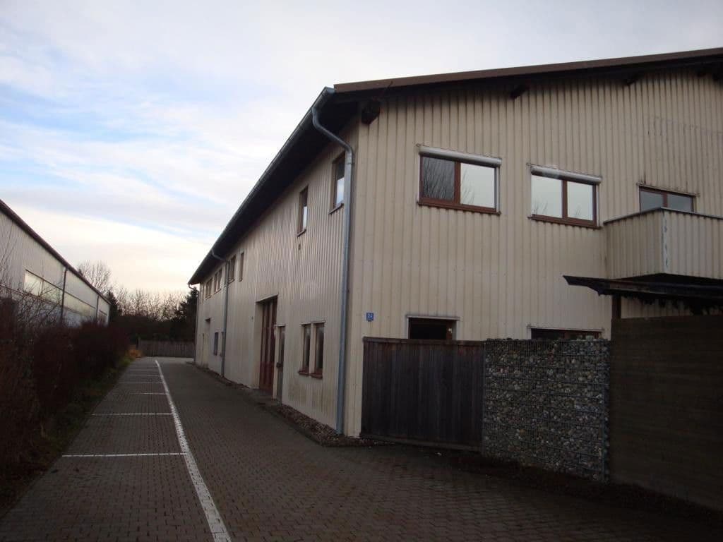 Predaj nebytového priestoru 3.121 m², Winhöring, Bavorsko Predaj nebytového priestoru 3.121 m², Winhöring, Bavorsko