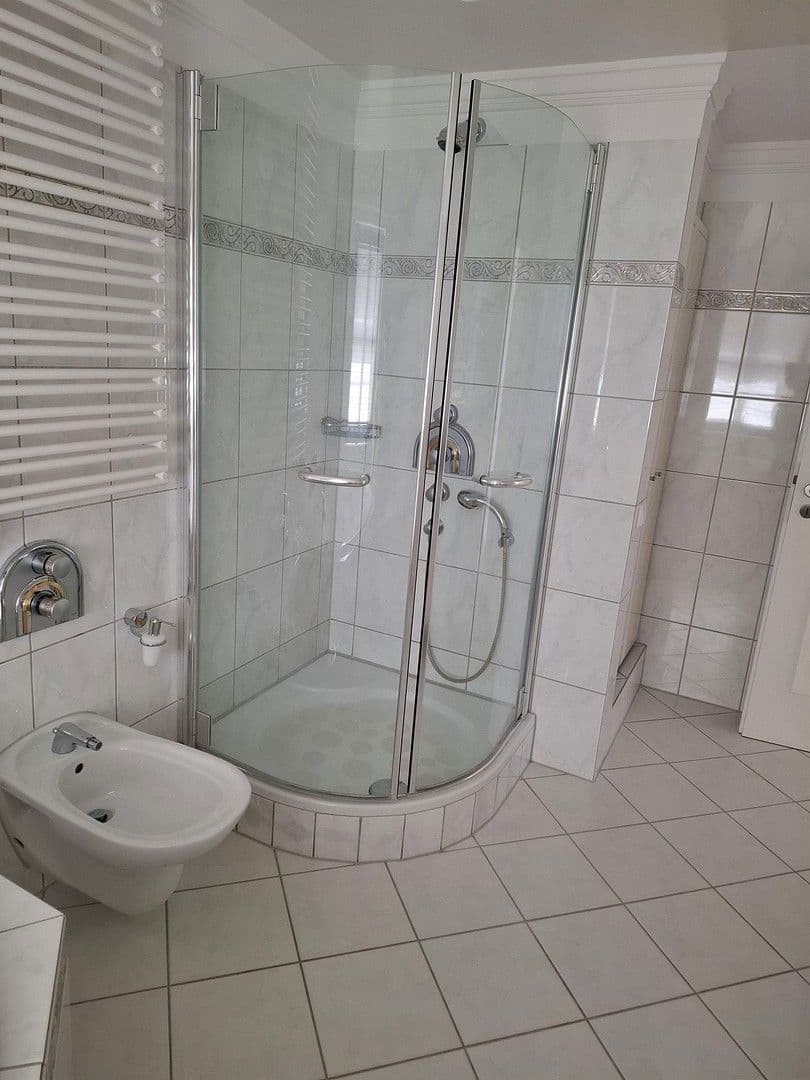 Prenájom bytu 2-izbový 75 m², Wimsheim, Bádensko-Wurttembersko Prenájom bytu 2-izbový 75 m², Wimsheim, Bádensko-Wurttembersko