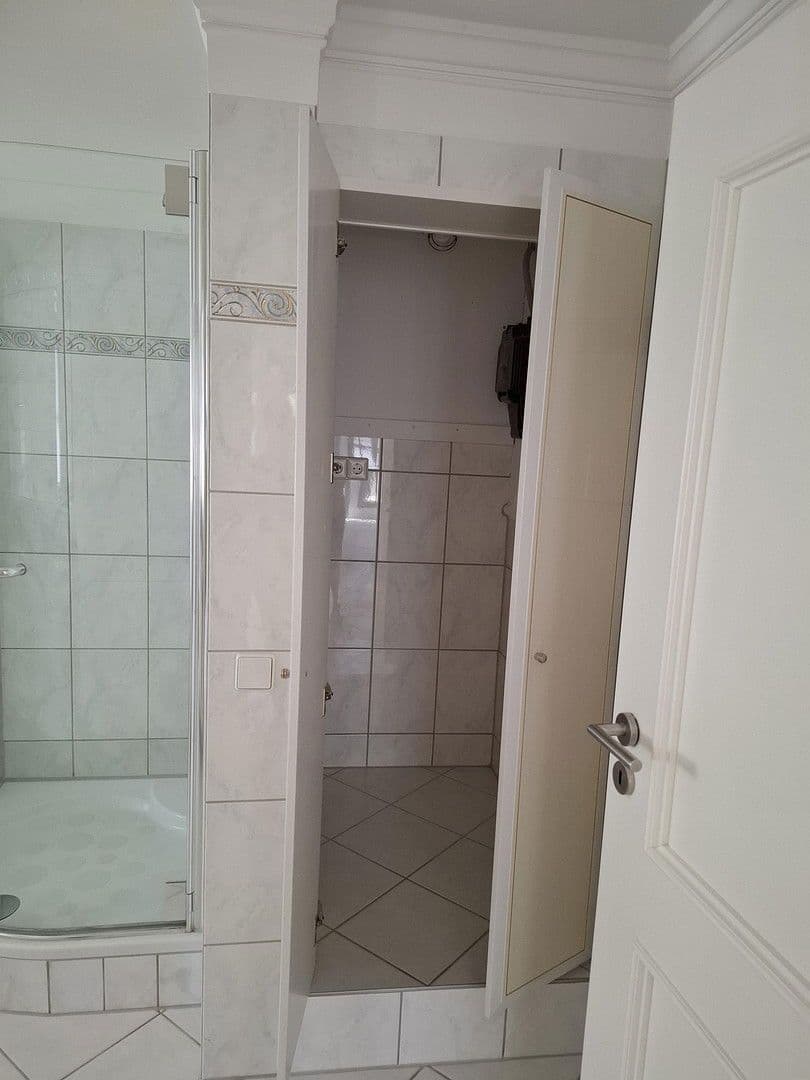 Prenájom bytu 2-izbový 75 m², Wimsheim, Bádensko-Wurttembersko Prenájom bytu 2-izbový 75 m², Wimsheim, Bádensko-Wurttembersko