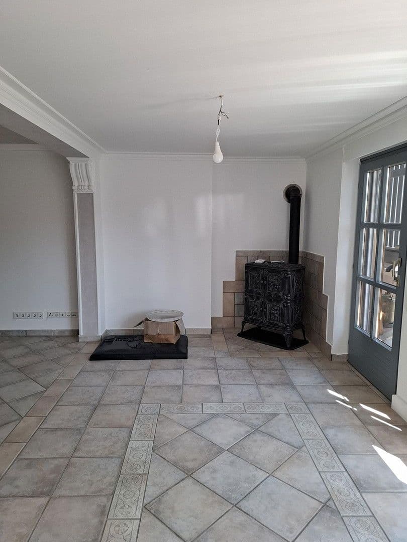 Prenájom bytu 2-izbový 75 m², Wimsheim, Bádensko-Wurttembersko Prenájom bytu 2-izbový 75 m², Wimsheim, Bádensko-Wurttembersko