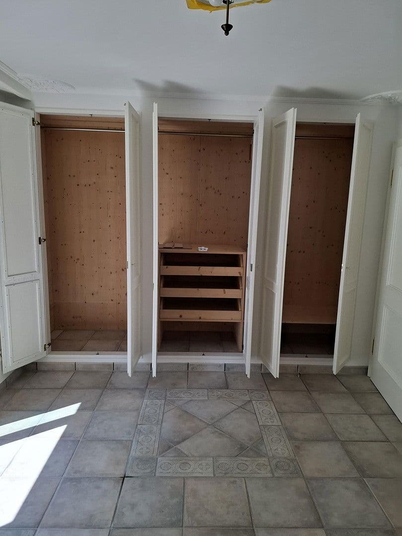 Prenájom bytu 2-izbový 75 m², Wimsheim, Bádensko-Wurttembersko Prenájom bytu 2-izbový 75 m², Wimsheim, Bádensko-Wurttembersko