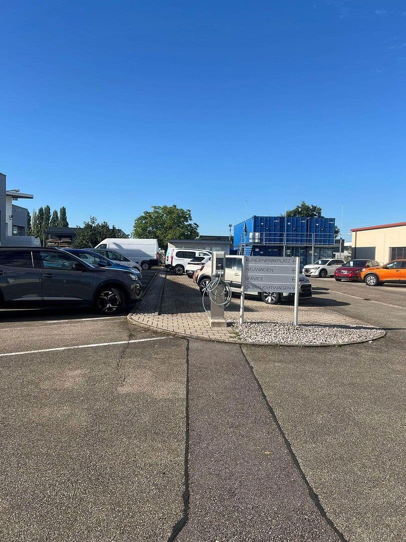 Prenájom nebytového priestoru 670 m², Achern, Bádensko-Wurttembersko Prenájom nebytového priestoru 670 m², Achern, Bádensko-Wurttembersko