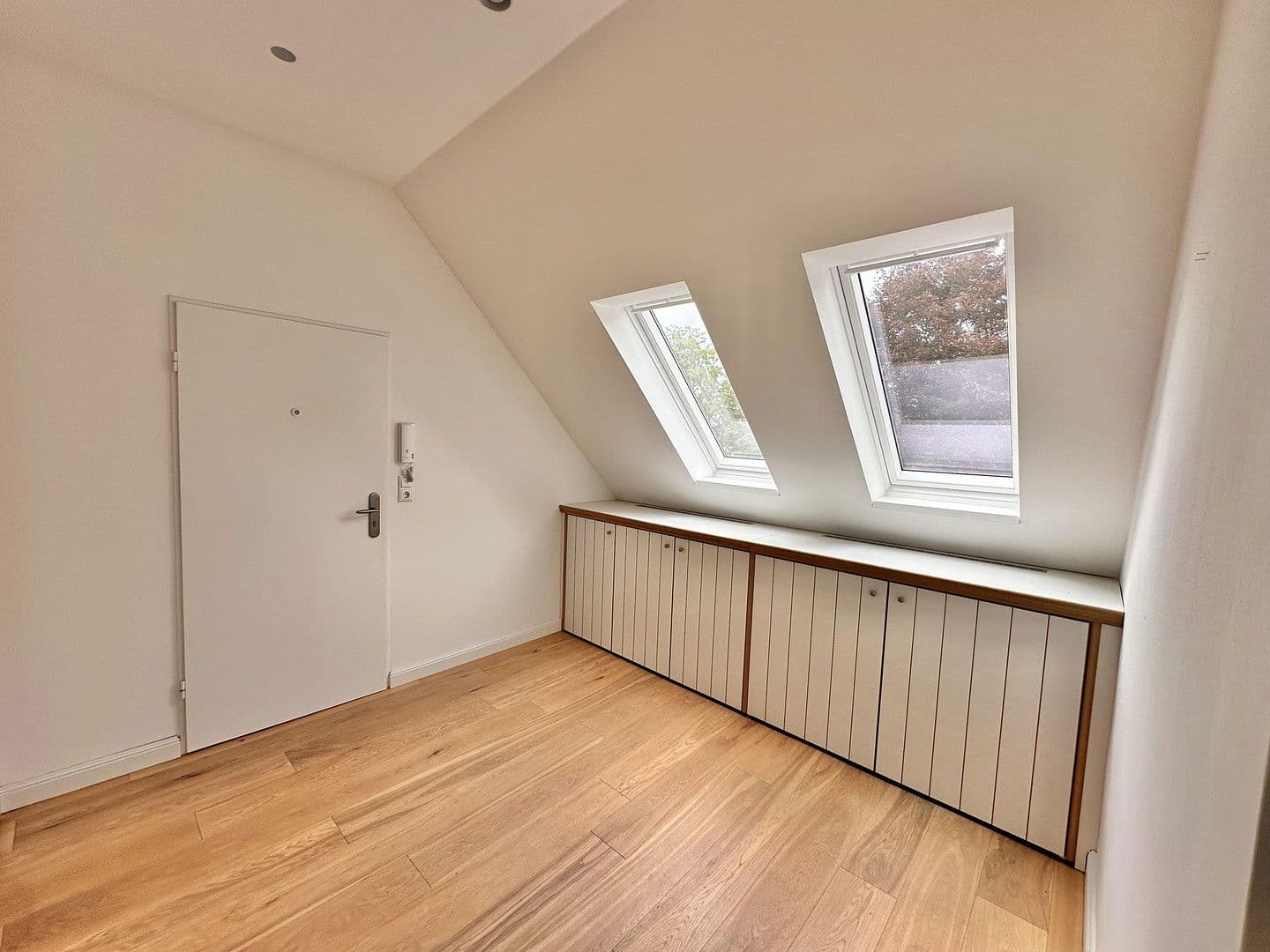 Predaj bytu 3-izbový 96 m², Schwarzenbek, Šlezvicko-Holštajnsko Predaj bytu 3-izbový 96 m², Schwarzenbek, Šlezvicko-Holštajnsko