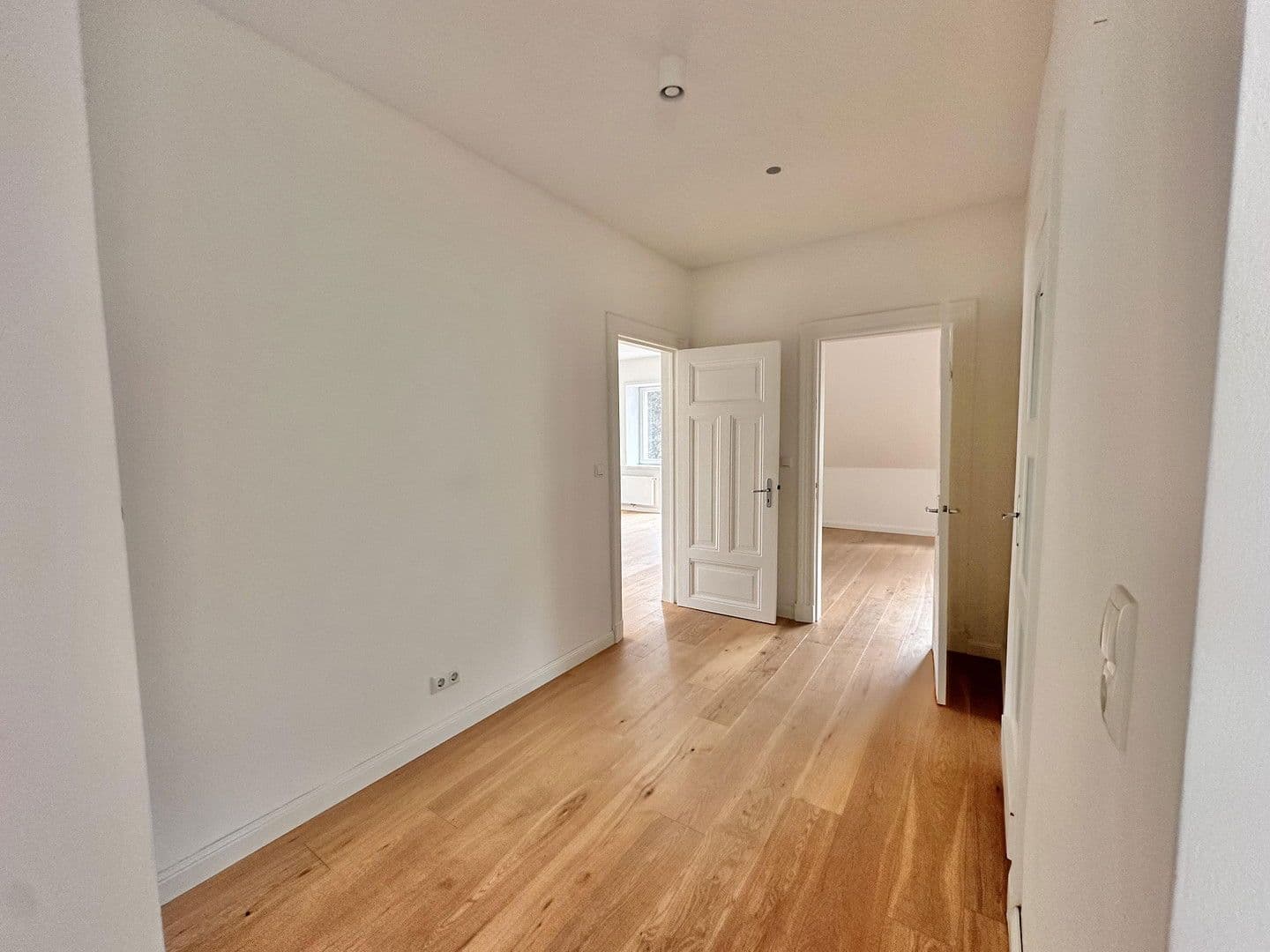 Predaj bytu 3-izbový 96 m², Schwarzenbek, Šlezvicko-Holštajnsko Predaj bytu 3-izbový 96 m², Schwarzenbek, Šlezvicko-Holštajnsko