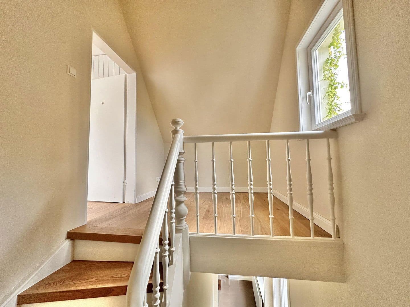 Predaj bytu 3-izbový 96 m², Schwarzenbek, Šlezvicko-Holštajnsko Predaj bytu 3-izbový 96 m², Schwarzenbek, Šlezvicko-Holštajnsko