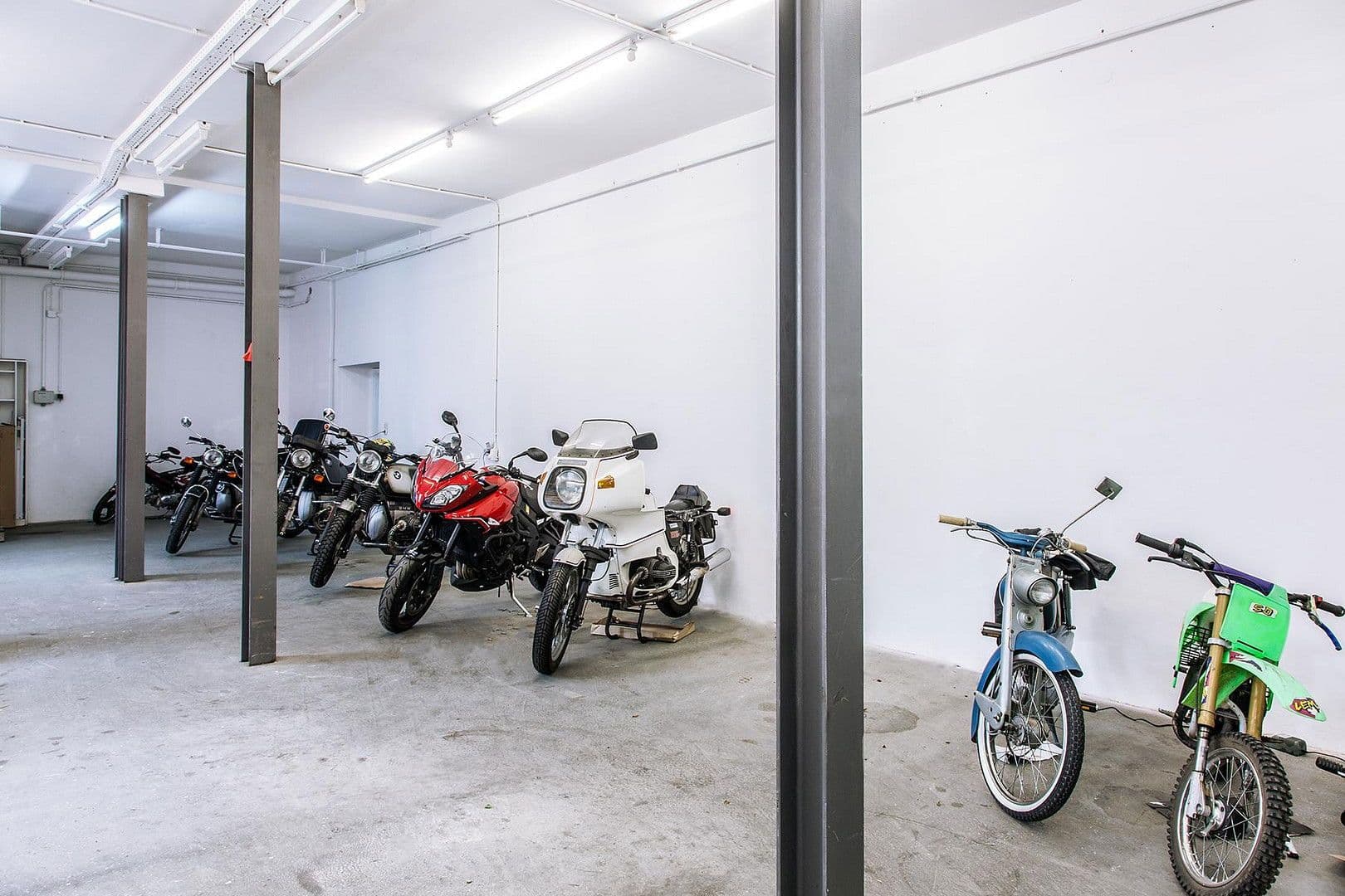 Prenájom nebytového priestoru 190 m², Schiltachstraße 28/3, Schramberg, Bádensko-Wurttembersko Prenájom nebytového priestoru 190 m², Schiltachstraße 28/3, Schramberg, Bádensko-Wurttembersko