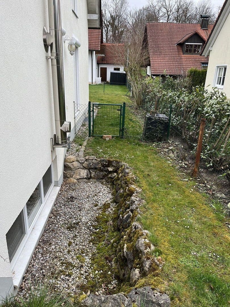 Predaj domu 135 m², pozemek 350 m², Avisgrund 20A, Hettenshausen, Bavorsko Predaj domu 135 m², pozemek 350 m², Avisgrund 20A, Hettenshausen, Bavorsko
