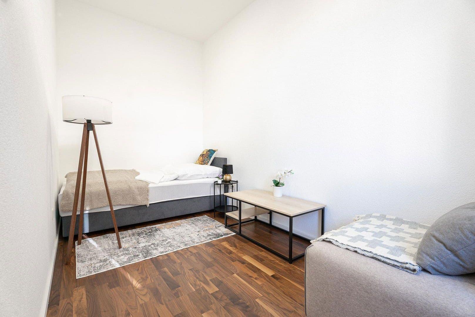 Prenájom bytu 3-izbový 50 m², Wilhelmstrasse 11, Heilbronn, Bádensko-Wurttembersko Prenájom bytu 3-izbový 50 m², Wilhelmstrasse 11, Heilbronn, Bádensko-Wurttembersko