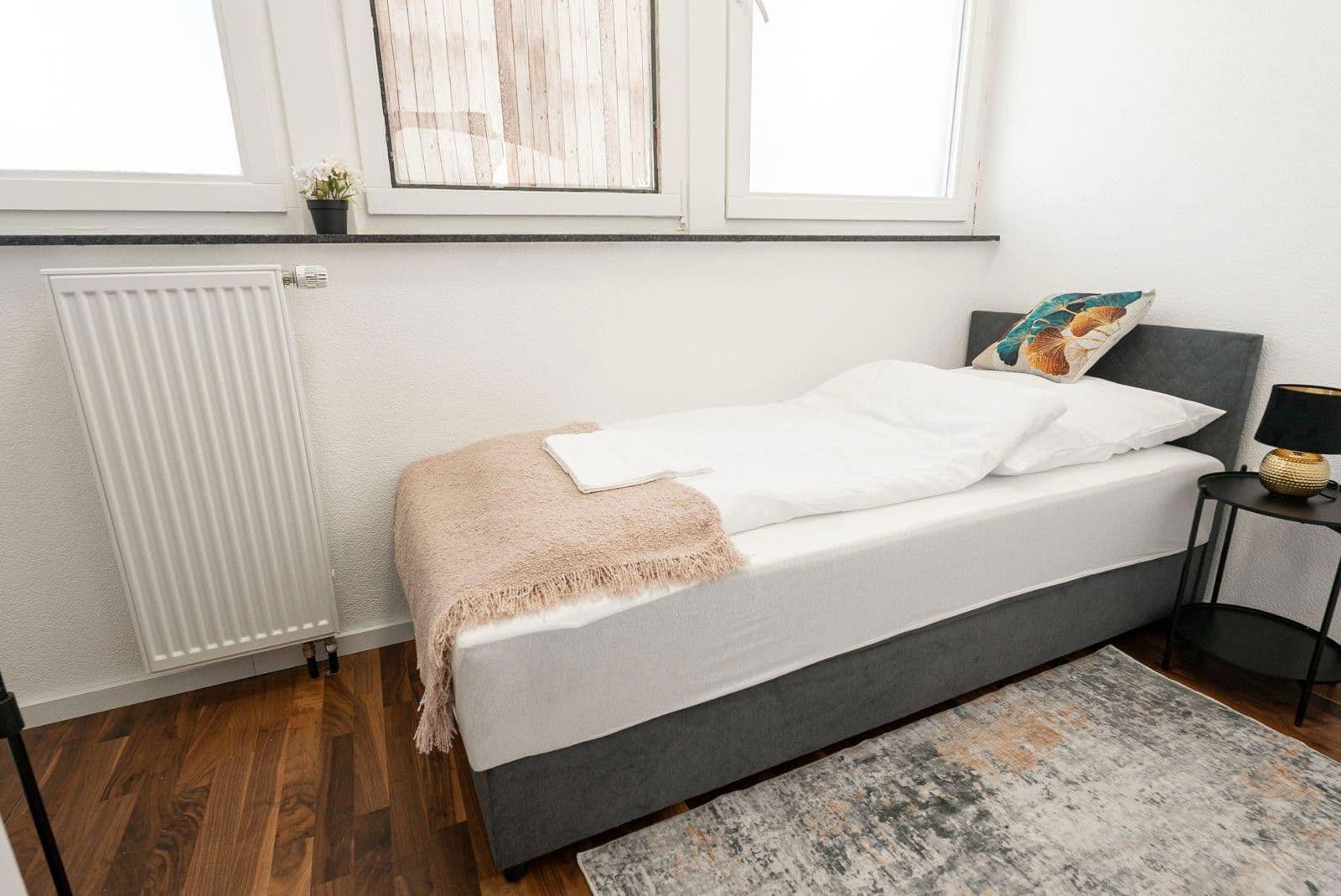 Prenájom bytu 3-izbový 50 m², Wilhelmstrasse 11, Heilbronn, Bádensko-Wurttembersko Prenájom bytu 3-izbový 50 m², Wilhelmstrasse 11, Heilbronn, Bádensko-Wurttembersko