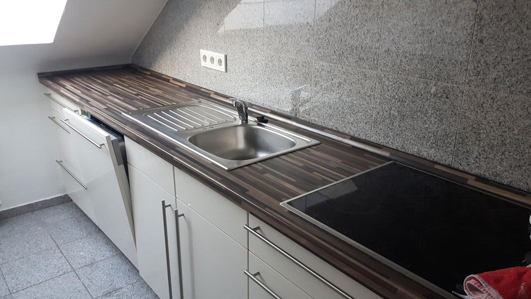 Predaj domu 790 m², pozemek 796 m², Sandstraße 8, Ratingen, Severné Porýnie - Westfálsko Predaj domu 790 m², pozemek 796 m², Sandstraße 8, Ratingen, Severné Porýnie - Westfálsko