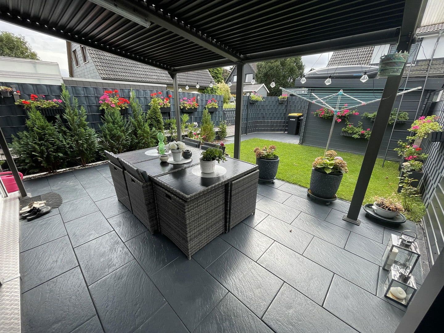 Predaj domu 95 m², pozemek 166 m², Friedrich Ebert Allee 90a, Schenefeld, Šlezvicko-Holštajnsko Predaj domu 95 m², pozemek 166 m², Friedrich Ebert Allee 90a, Schenefeld, Šlezvicko-Holštajnsko