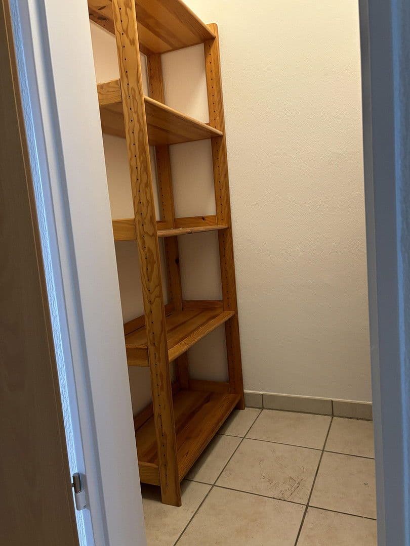 Prenájom bytu 2-izbový 52 m², Schloßstraße 58, Düsseldorf, Severné Porýnie - Westfálsko Prenájom bytu 2-izbový 52 m², Schloßstraße 58, Düsseldorf, Severné Porýnie - Westfálsko